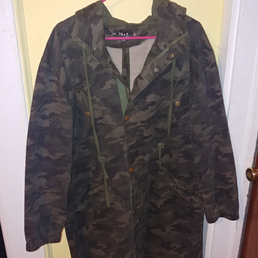 Camo Utility Jacket - Picture 3 of 6